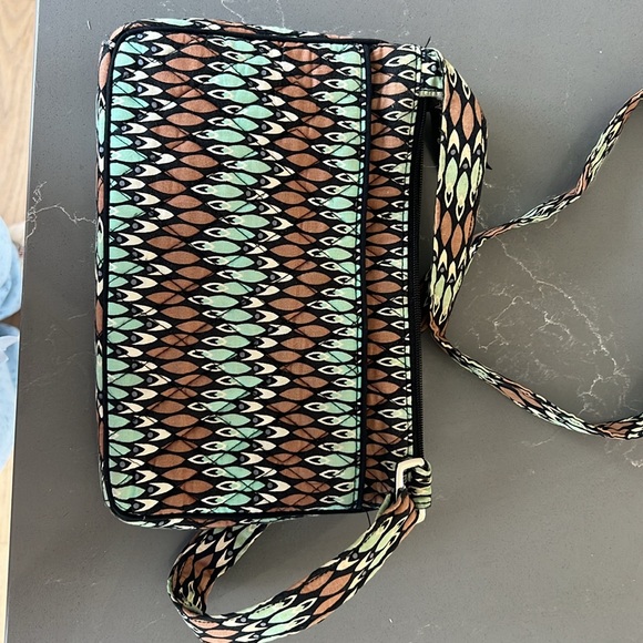 Vera Bradley cross body/wallet with strap - Picture 3 of 5